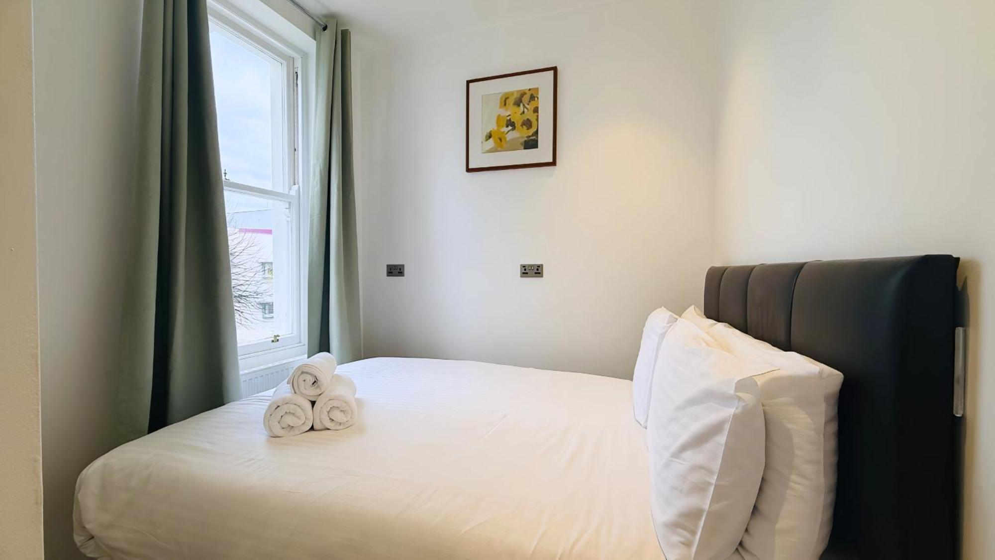 Osborne Aparthotel Eastbourne Exteriör bild