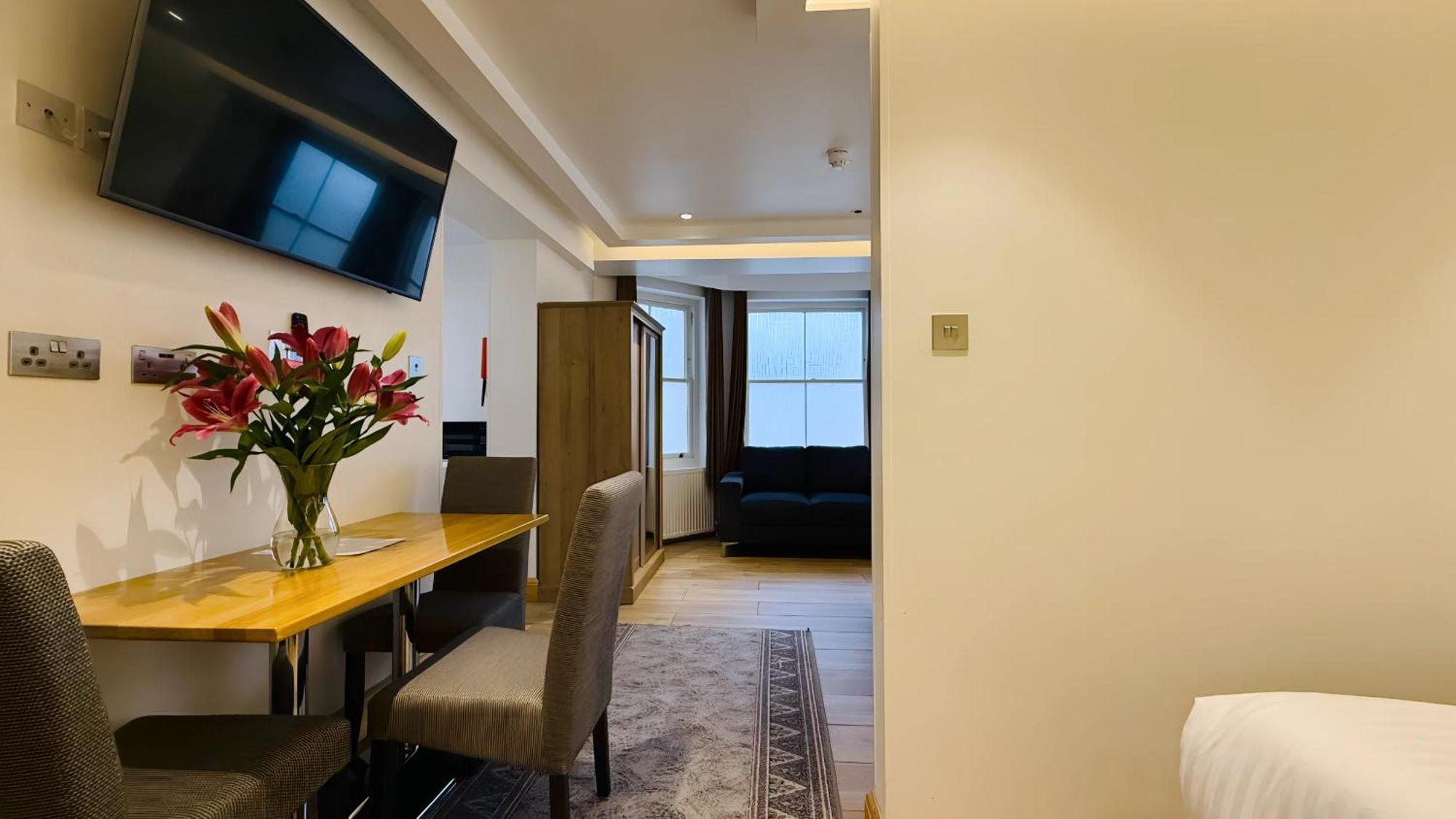 Osborne Aparthotel Eastbourne Exteriör bild