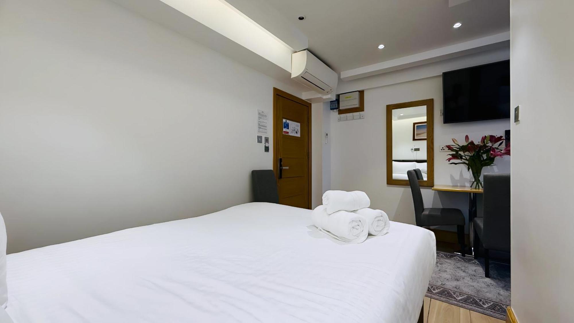 Osborne Aparthotel Eastbourne Exteriör bild