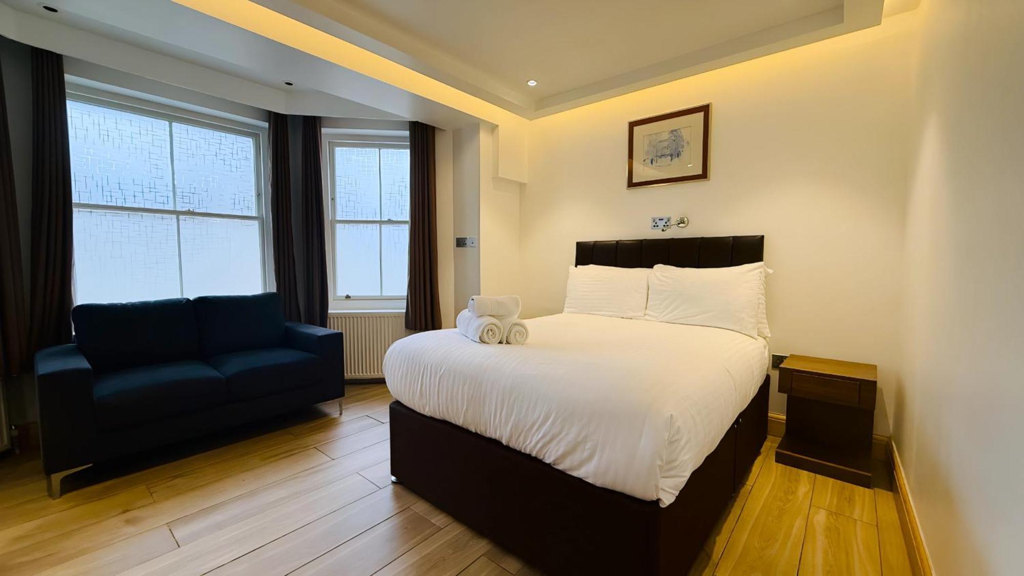 Osborne Aparthotel Eastbourne Exteriör bild