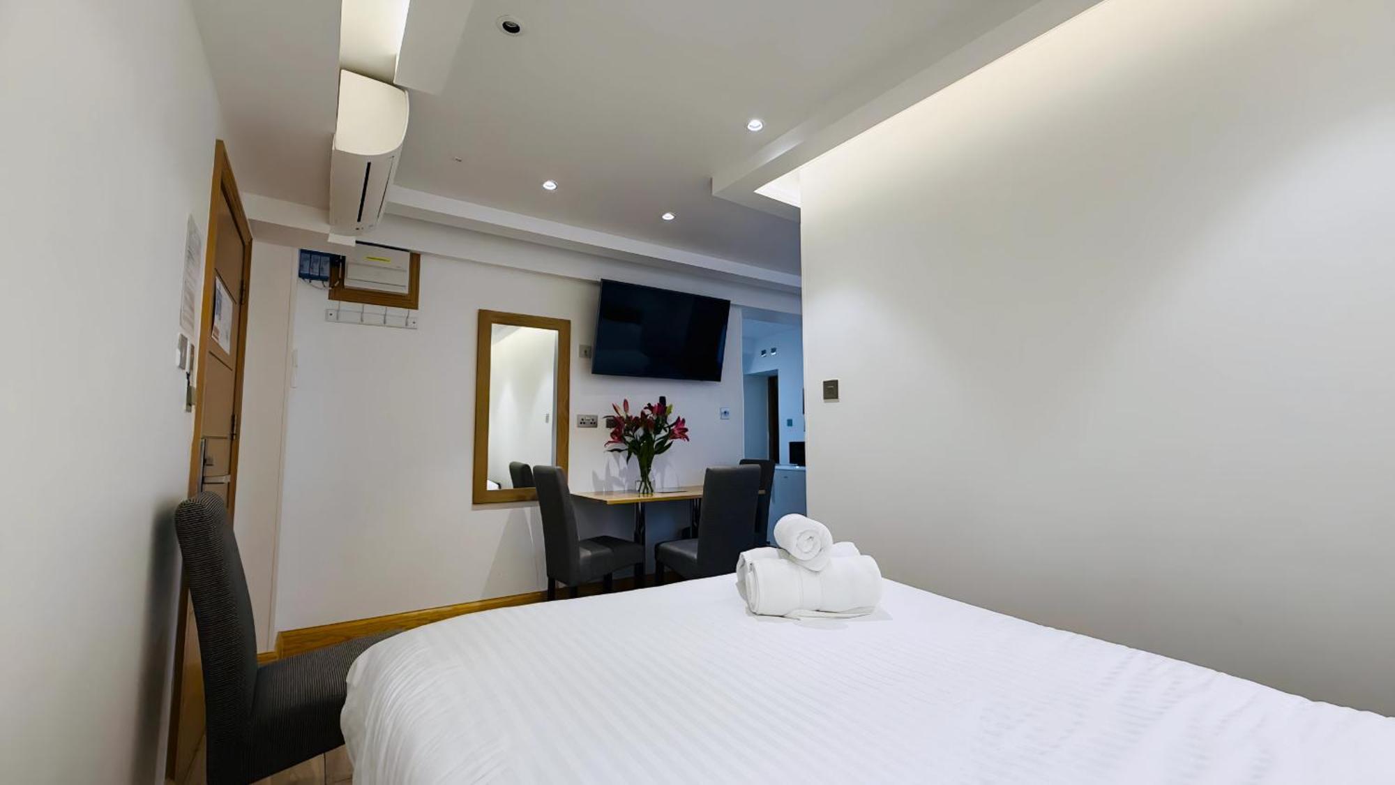 Osborne Aparthotel Eastbourne Exteriör bild
