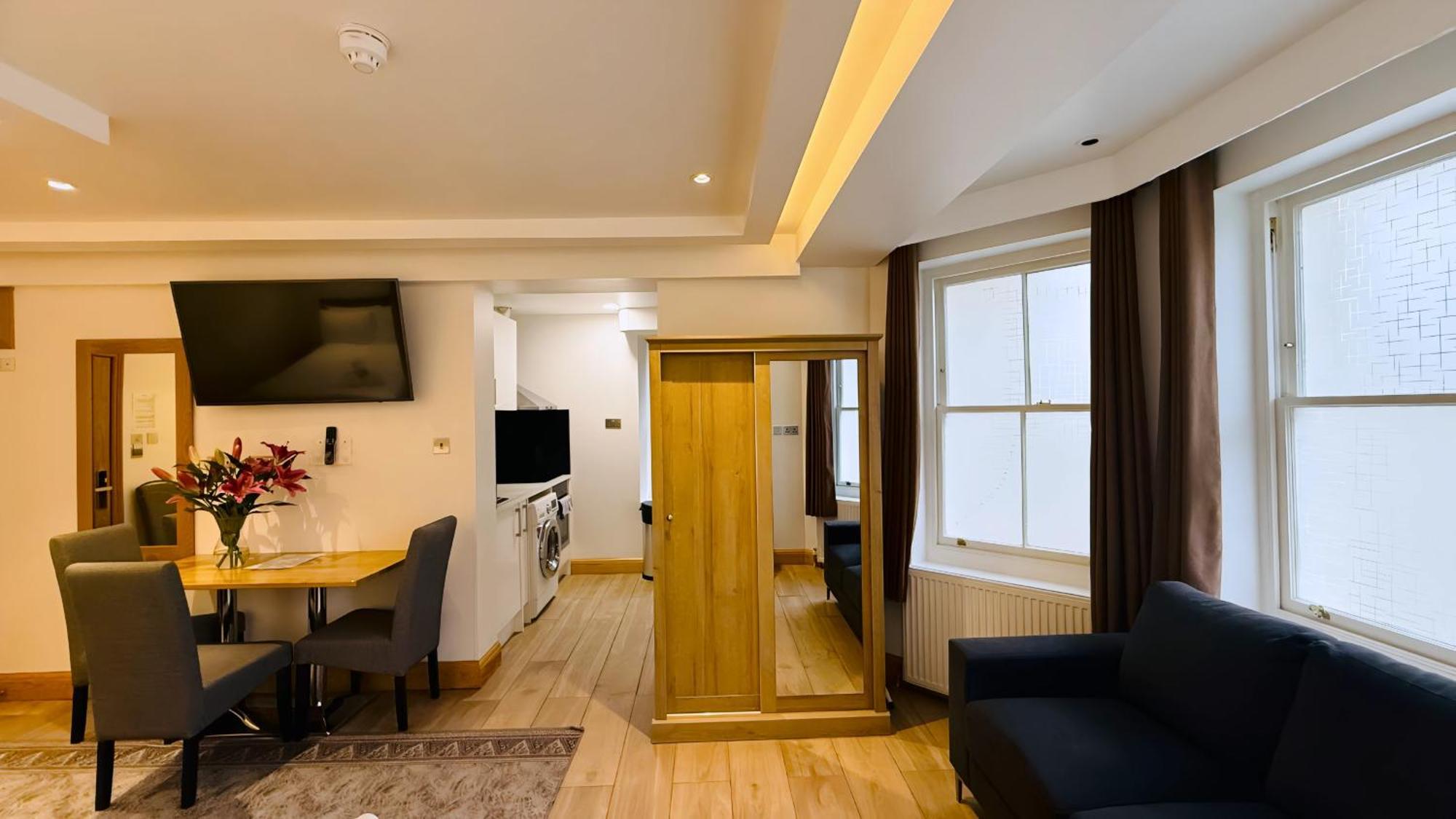 Osborne Aparthotel Eastbourne Exteriör bild