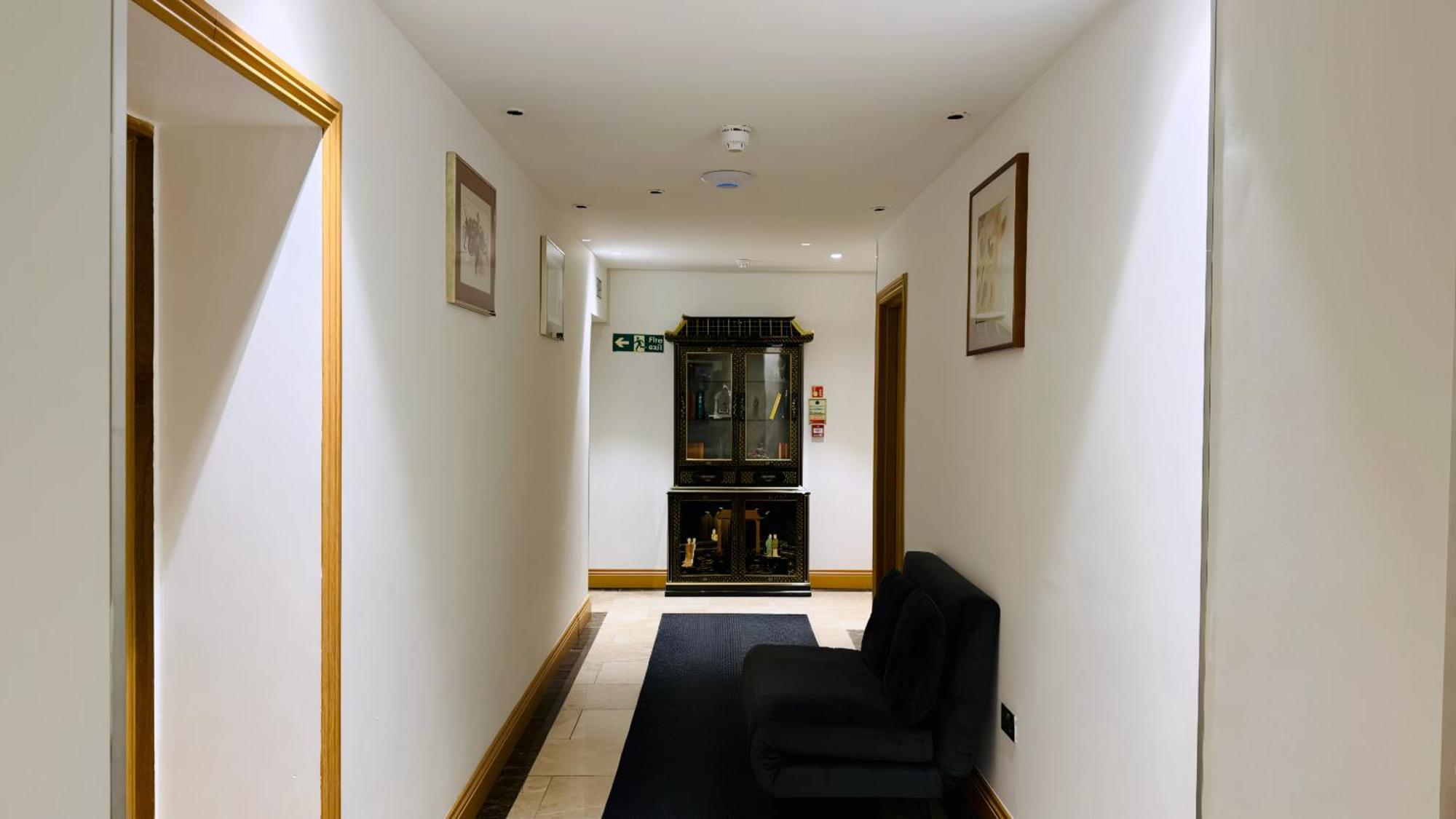 Osborne Aparthotel Eastbourne Exteriör bild