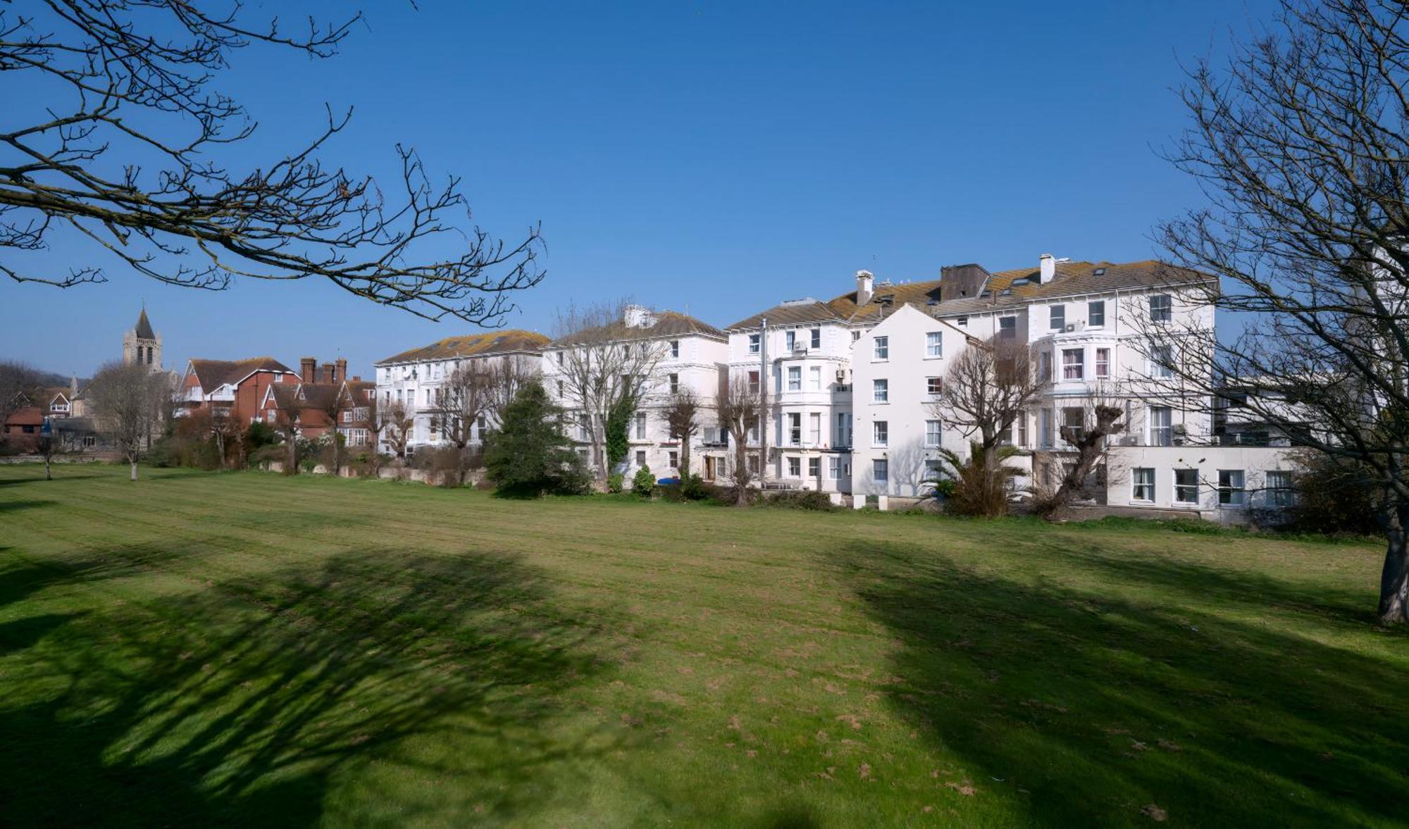 Osborne Aparthotel Eastbourne Exteriör bild