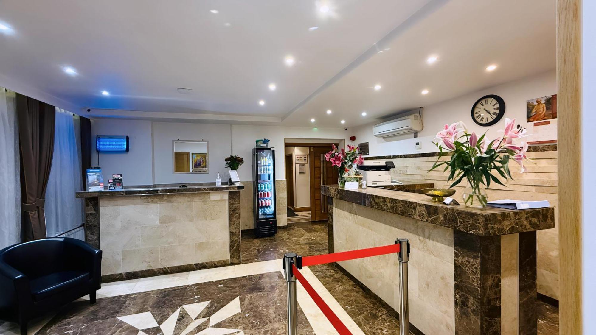 Osborne Aparthotel Eastbourne Exteriör bild