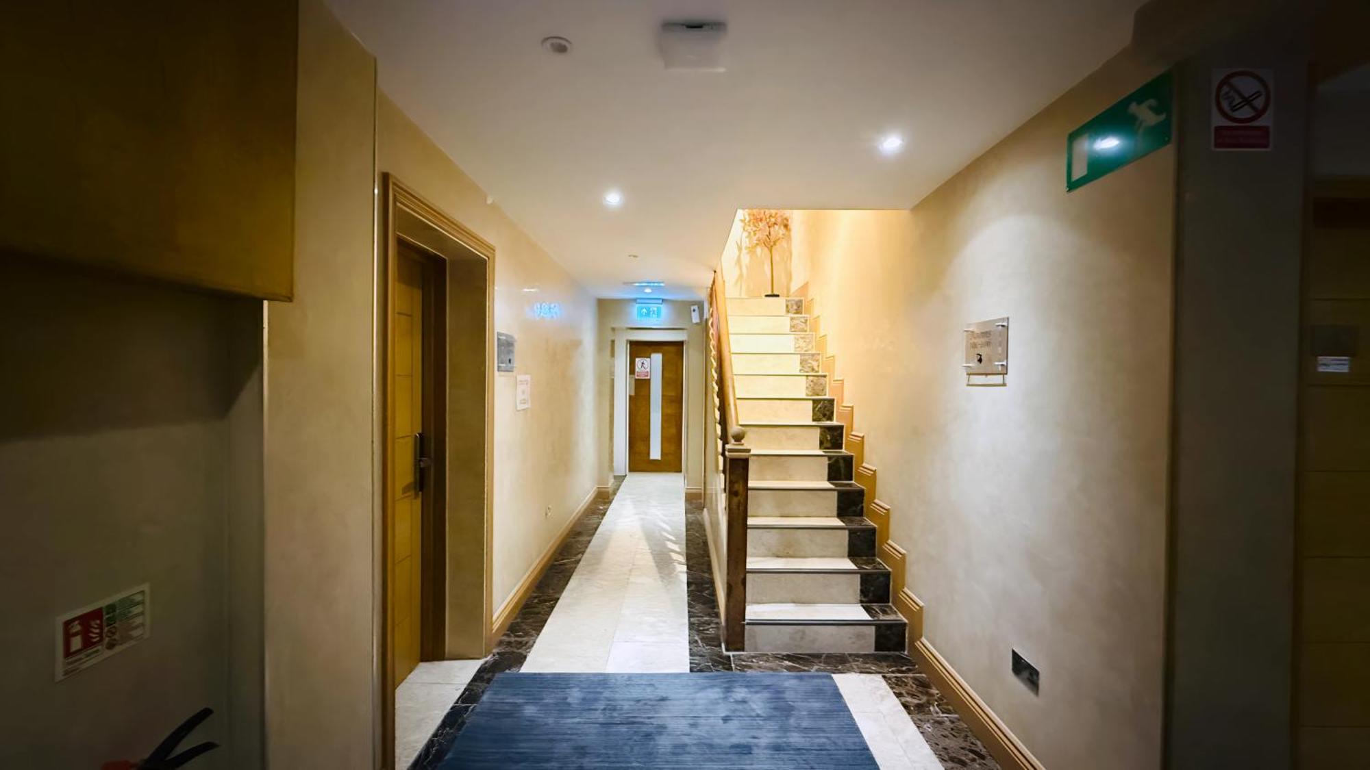 Osborne Aparthotel Eastbourne Exteriör bild